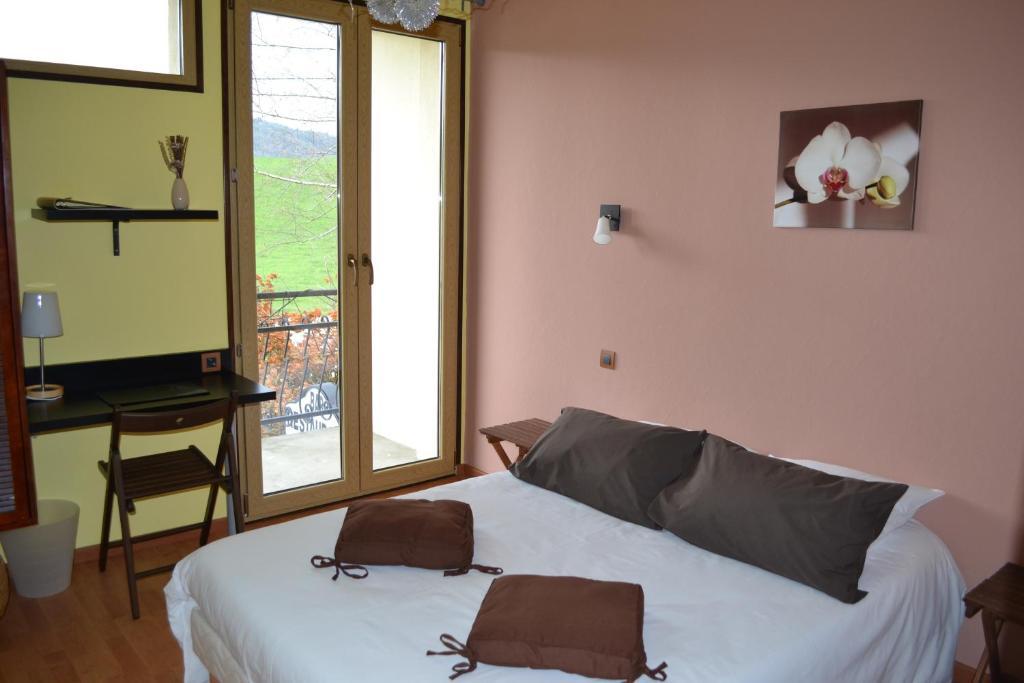 Hotel La Tour Du Loup La Bastide-de-Sérou Pokój zdjęcie