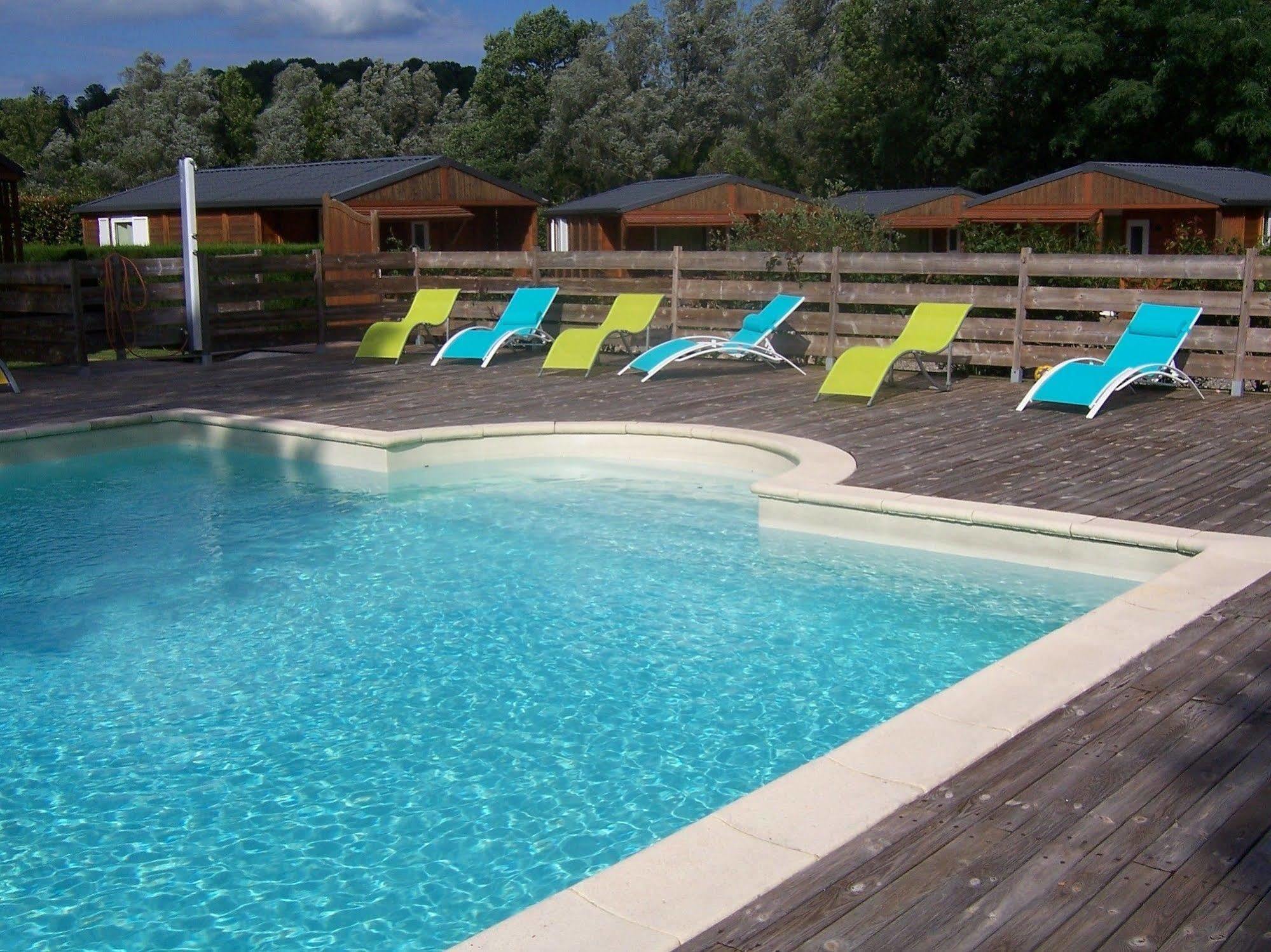 Hotel La Tour Du Loup La Bastide-de-Sérou Zewnętrze zdjęcie